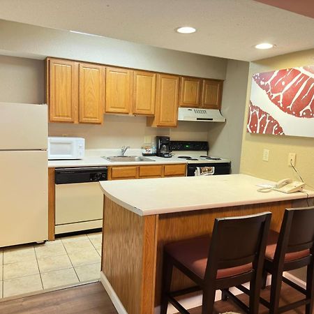 Hawthorn Extended Stay By Wyndham Ουιτσιτά Εξωτερικό φωτογραφία
