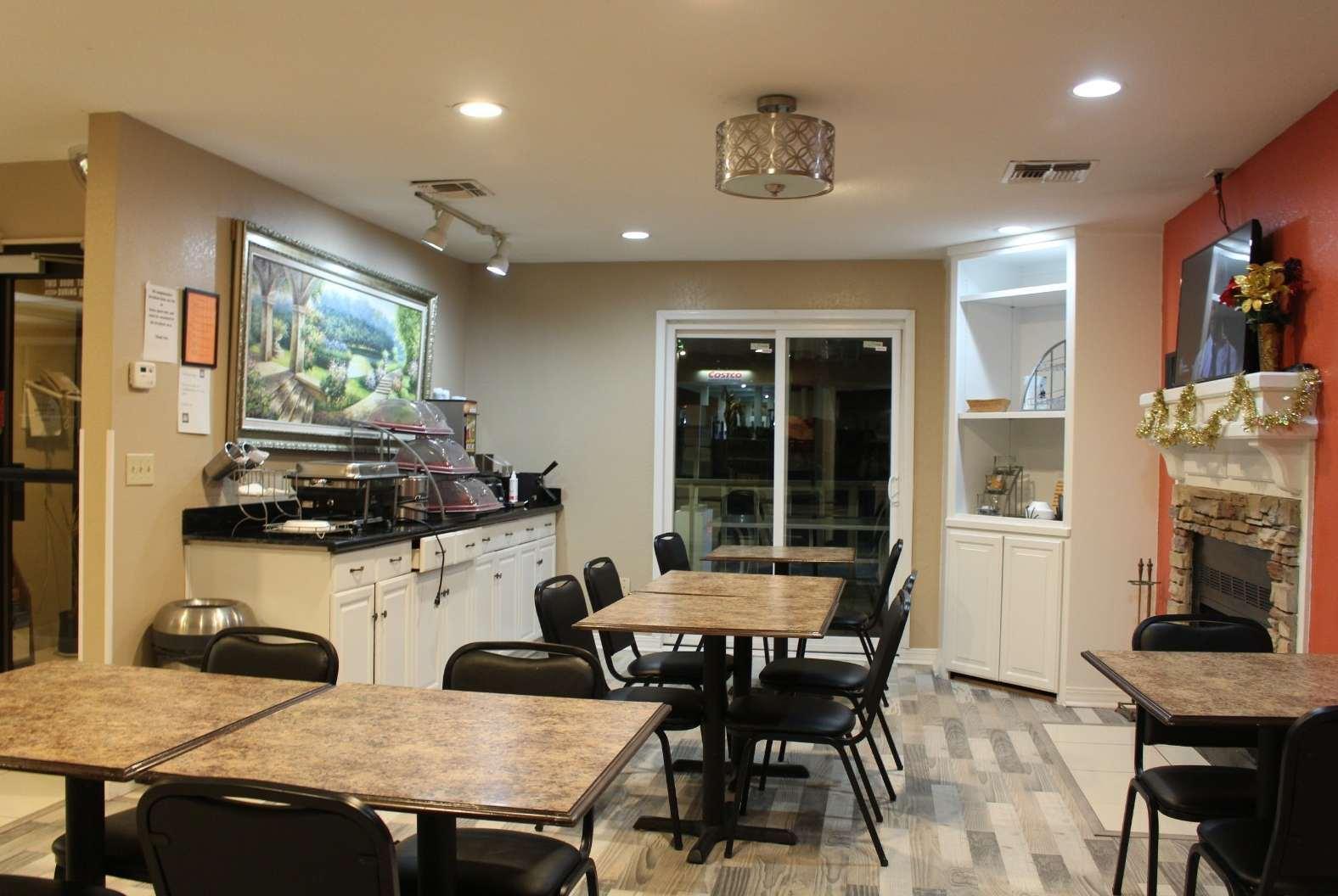 Hawthorn Extended Stay By Wyndham Ουιτσιτά Εξωτερικό φωτογραφία