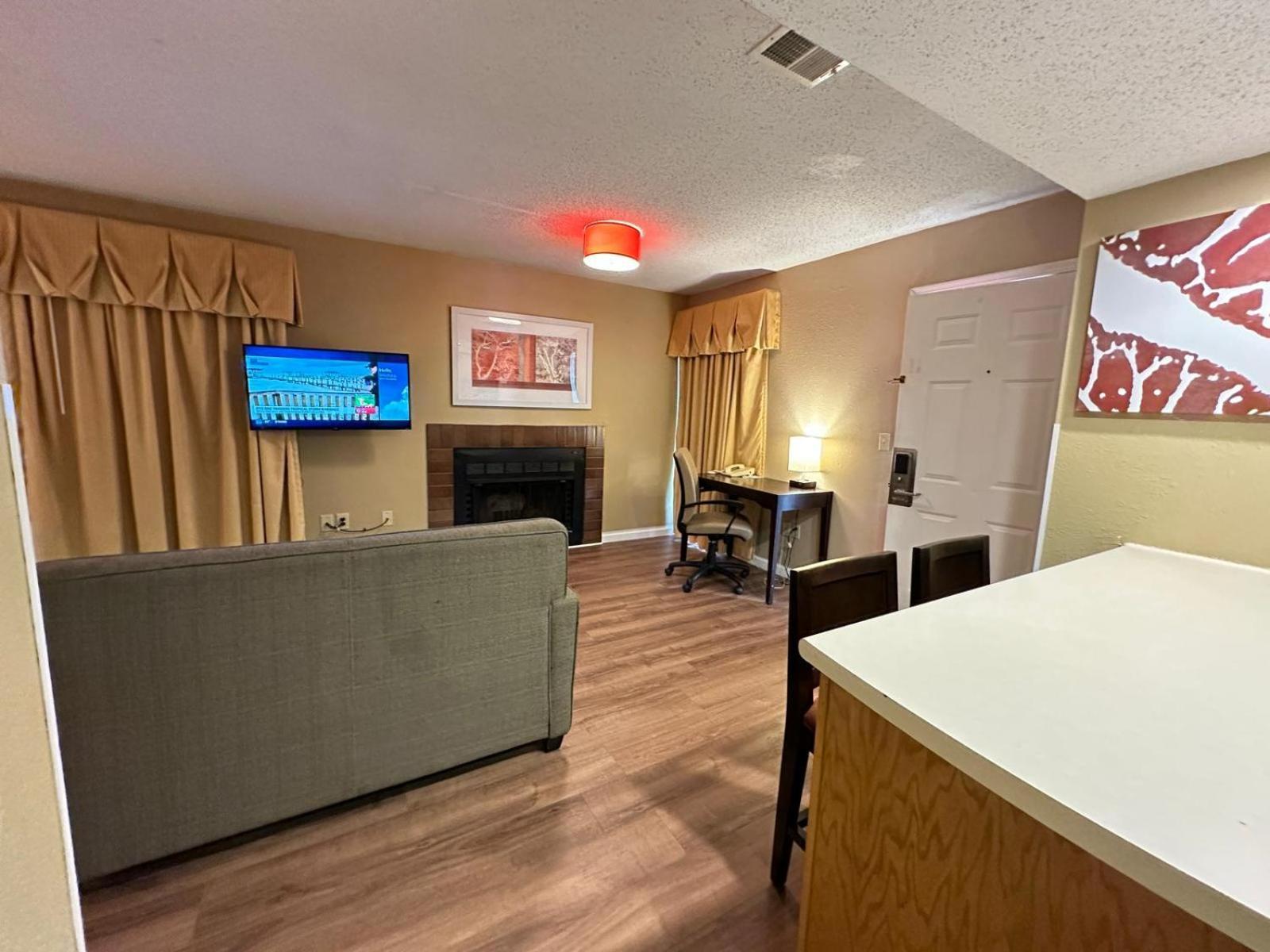 Hawthorn Extended Stay By Wyndham Ουιτσιτά Εξωτερικό φωτογραφία