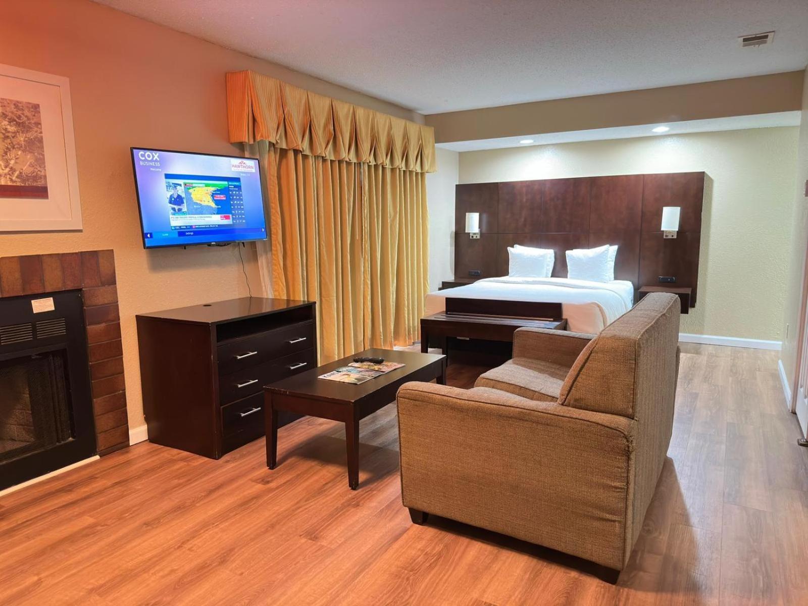 Hawthorn Extended Stay By Wyndham Ουιτσιτά Εξωτερικό φωτογραφία