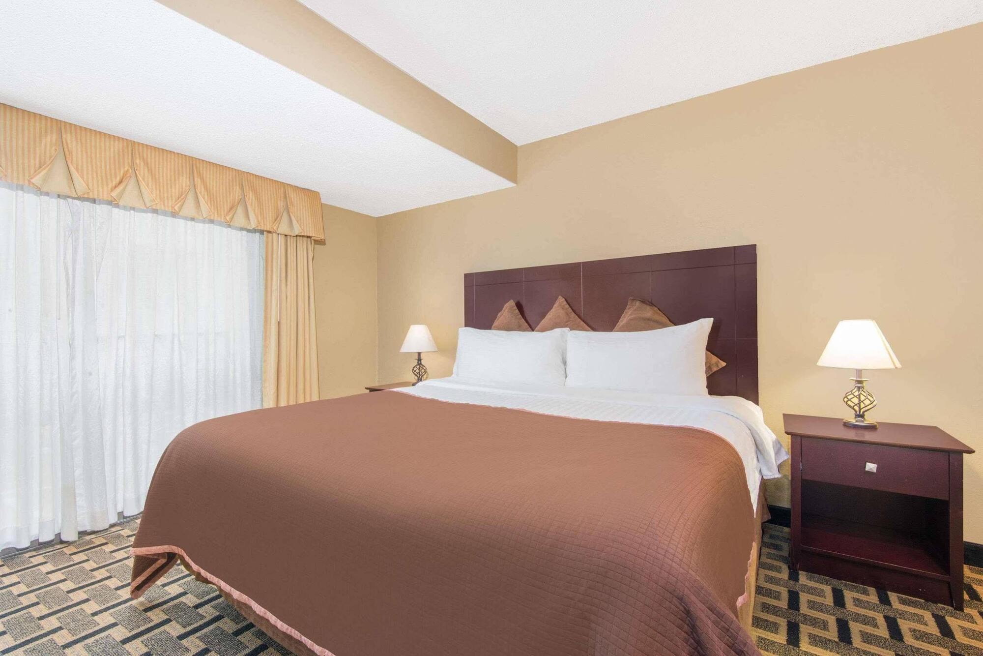 Hawthorn Extended Stay By Wyndham Ουιτσιτά Εξωτερικό φωτογραφία