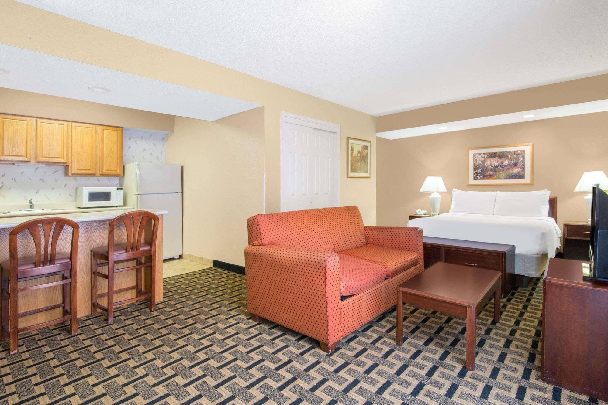 Hawthorn Extended Stay By Wyndham Ουιτσιτά Εξωτερικό φωτογραφία